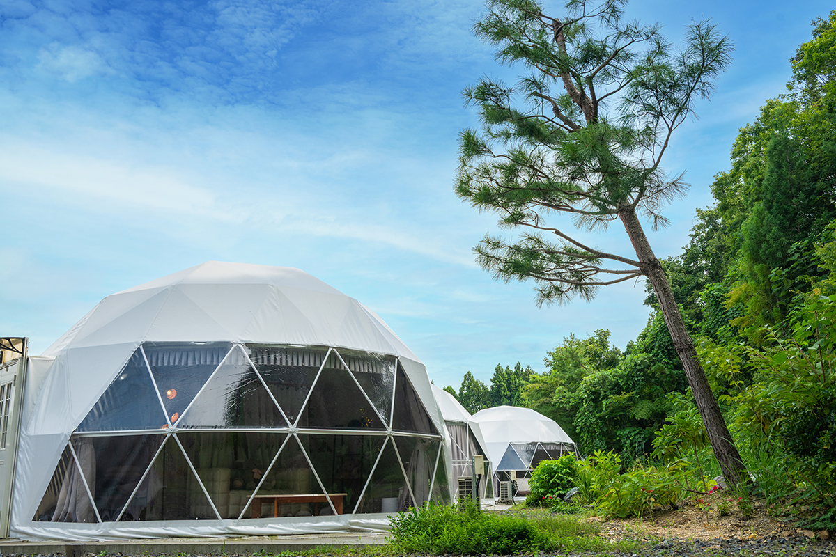 グランピング ドームテント
